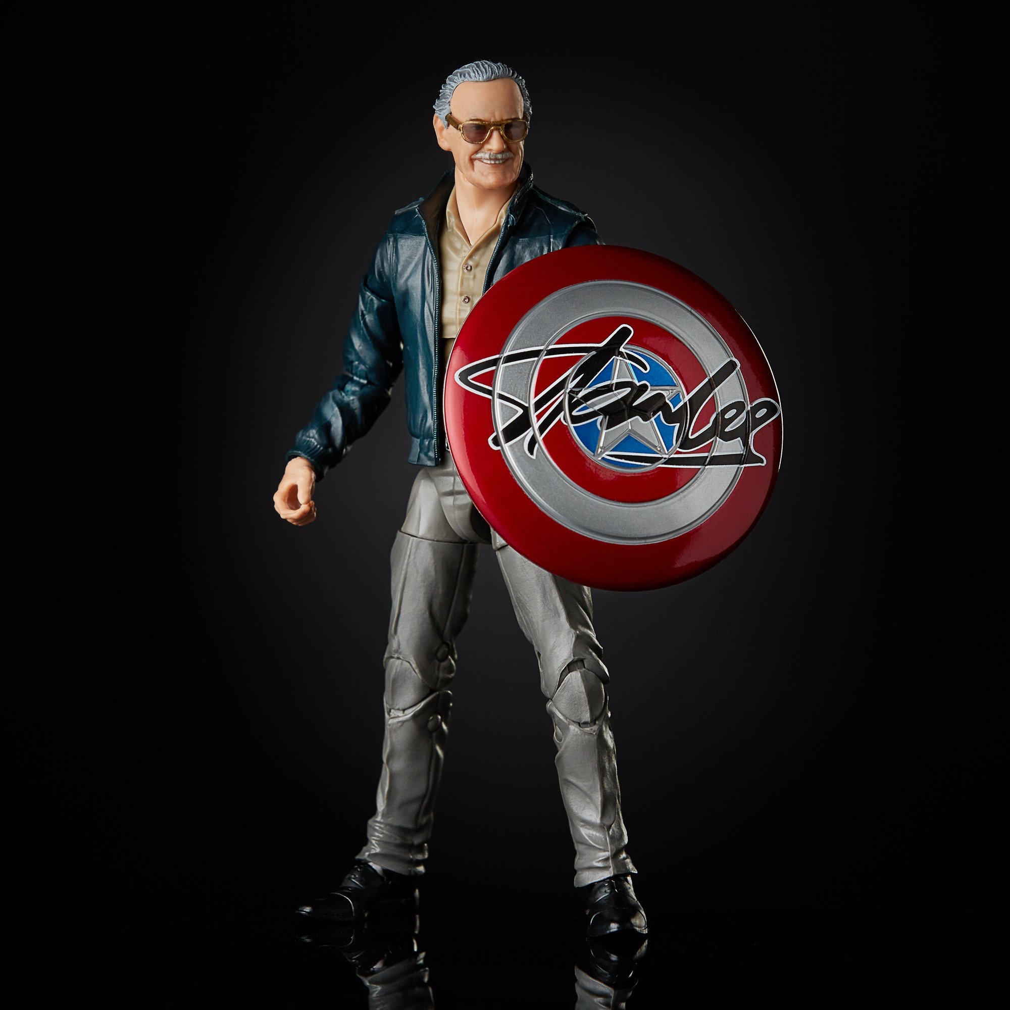 Hasbro Marvel Legends Series Stan Lee 6-inch Figure ฮาสโบร มาร์เวล เลเจนด์ ซีรี่ย์ส อเวนเจอร์ส หุ่นโมเดลฟิกเกอร์ สแตน ลี ขนาด6 นิ้ว ลิขสิทธิ์แท้