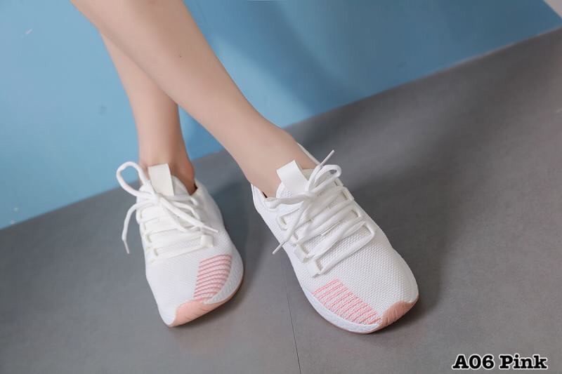 รองเท้าผ้าใบแฟชั่นสไตล์Sportแต่งสี (สีฟ้า)