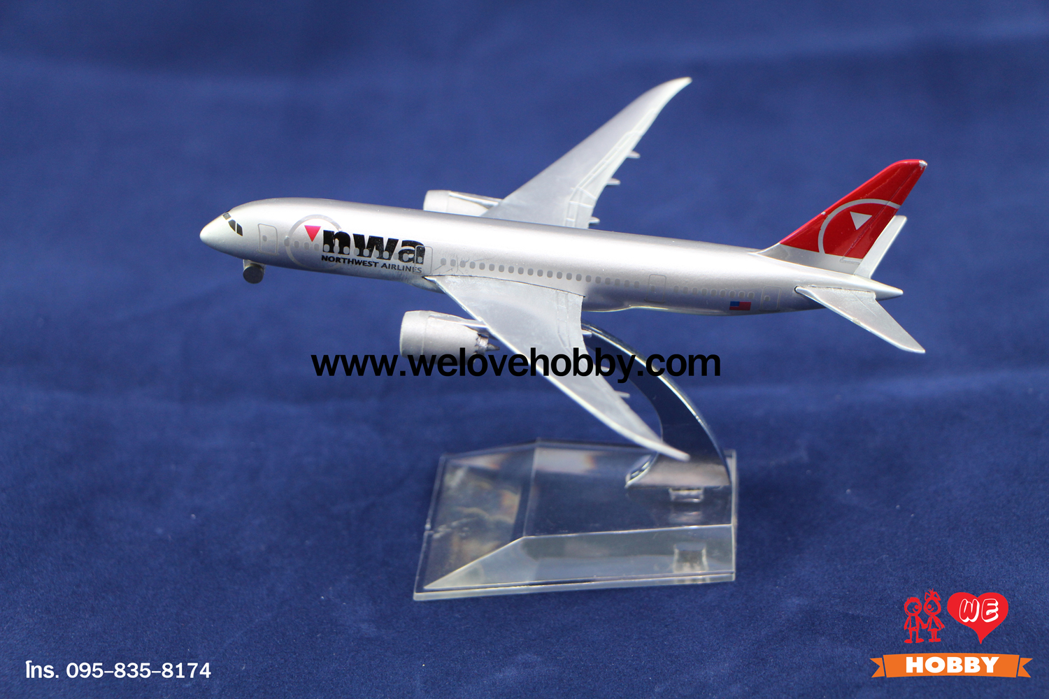 โมเดลเครื่องบิน Northwest Airlines (Airbus A330-300) สหรัฐอเมริกา