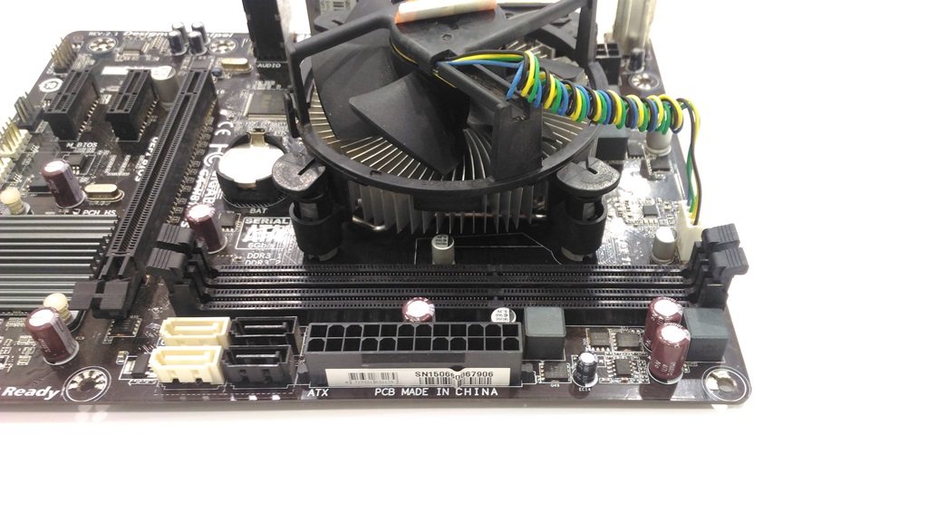 GA-H81M-S1 + G3240 มีประกัน