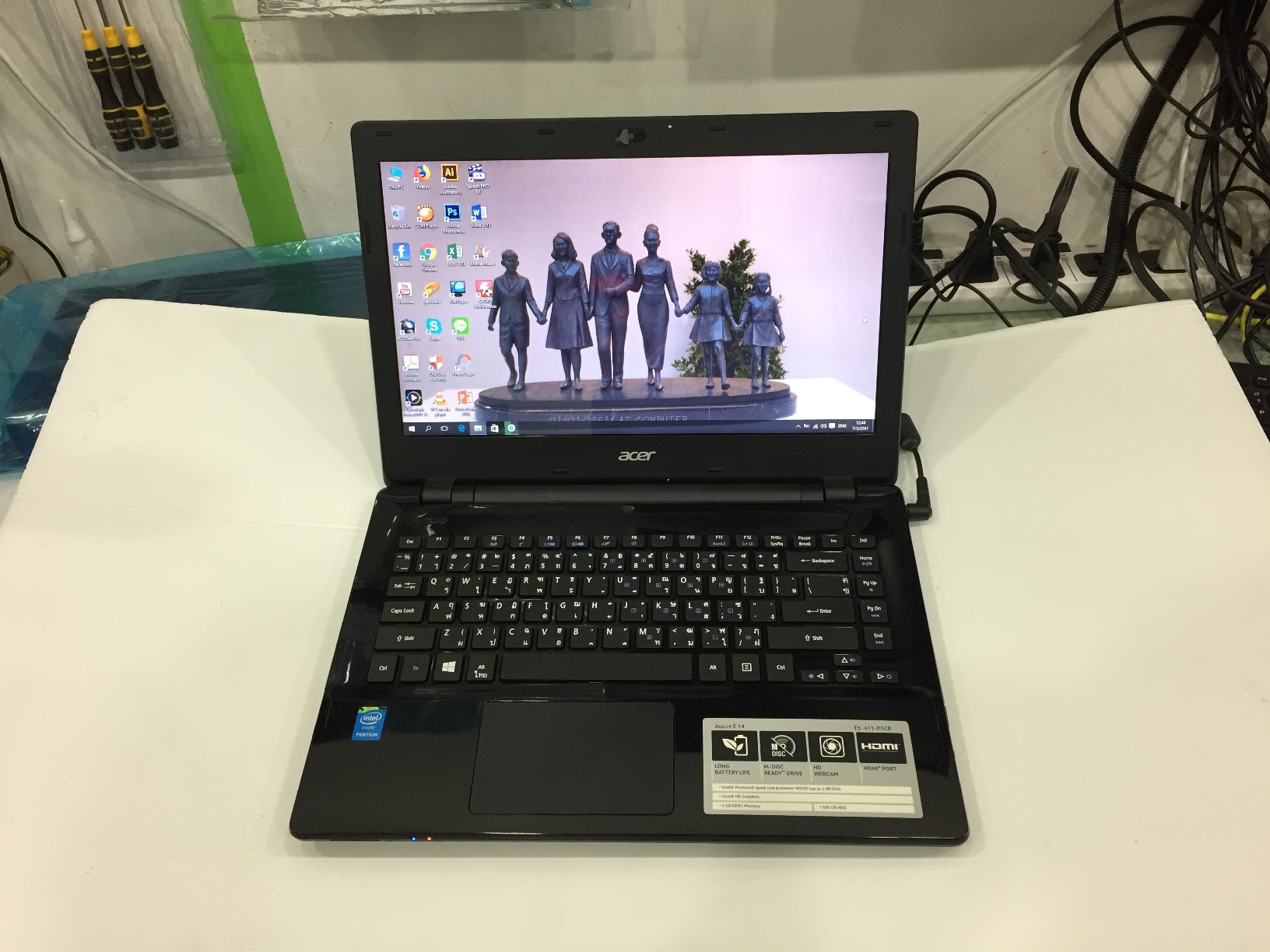 ACER Aspire E5-411 มีตำหนิ