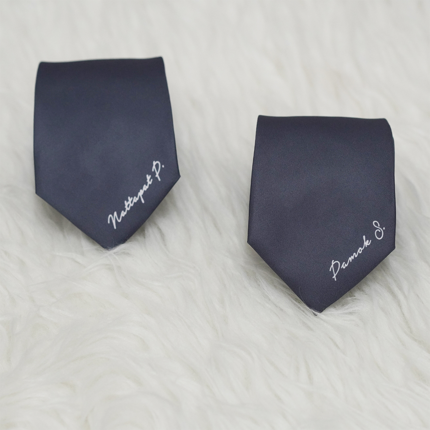 เนคไท สั่งทำใส่ชื่อ ขนาด 3" - Minimal - Dark Grey