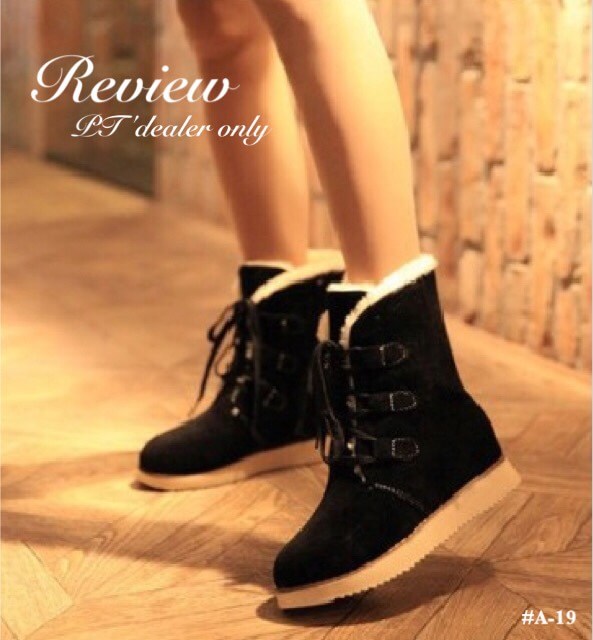 พร้อมส่ง : รองเท้าบูทนุ่มนิ่ม (สีดำ)
