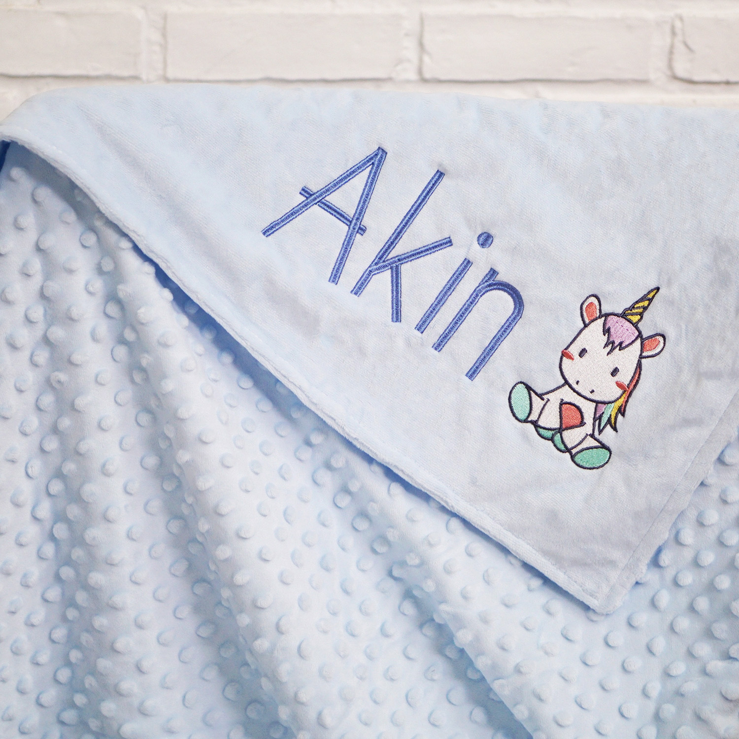 ผ้าห่ม Minky - สีฟ้า 75x100cm แบบปักชื่อ+การ์ตูน - Unicorn