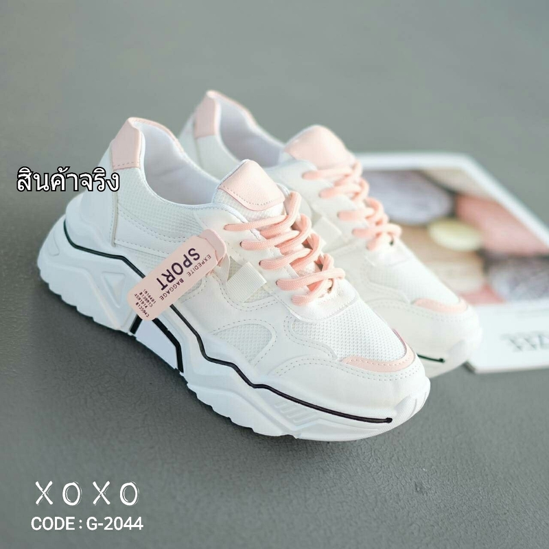 รองเท้าผ้าใย Sportแต่งป้าย (สีดำ)