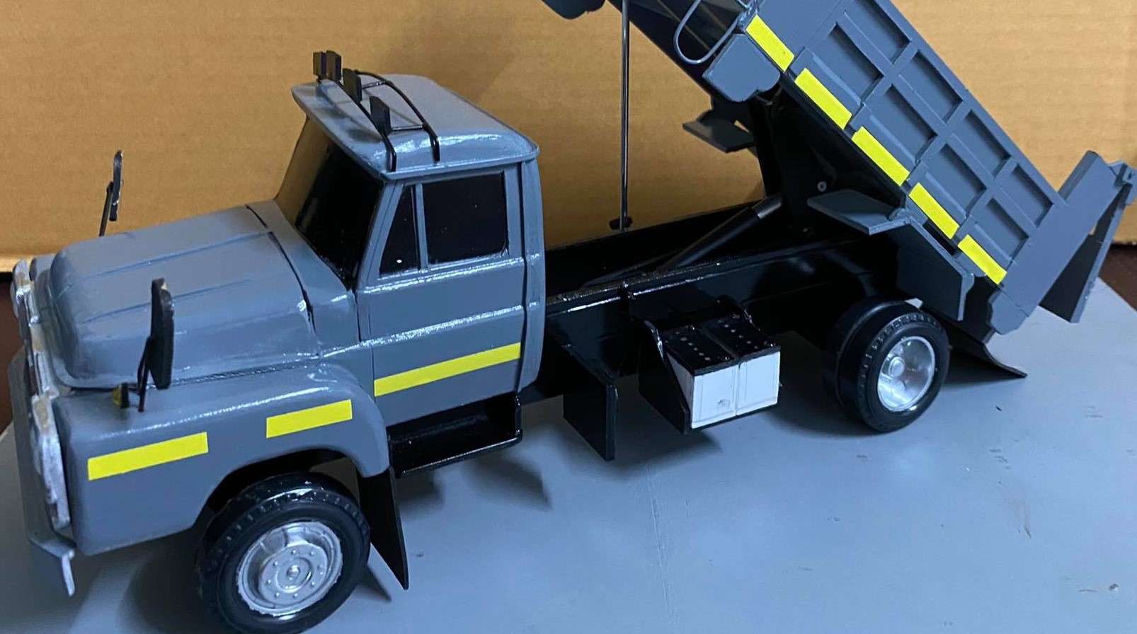 สติ๊กเกอร์วิบวับ ST19ST20 ยาว 100 เซนติเมตร สติ๊กเกอร์สีสเตนเลสแต่งรถสิบล้อของเล่น