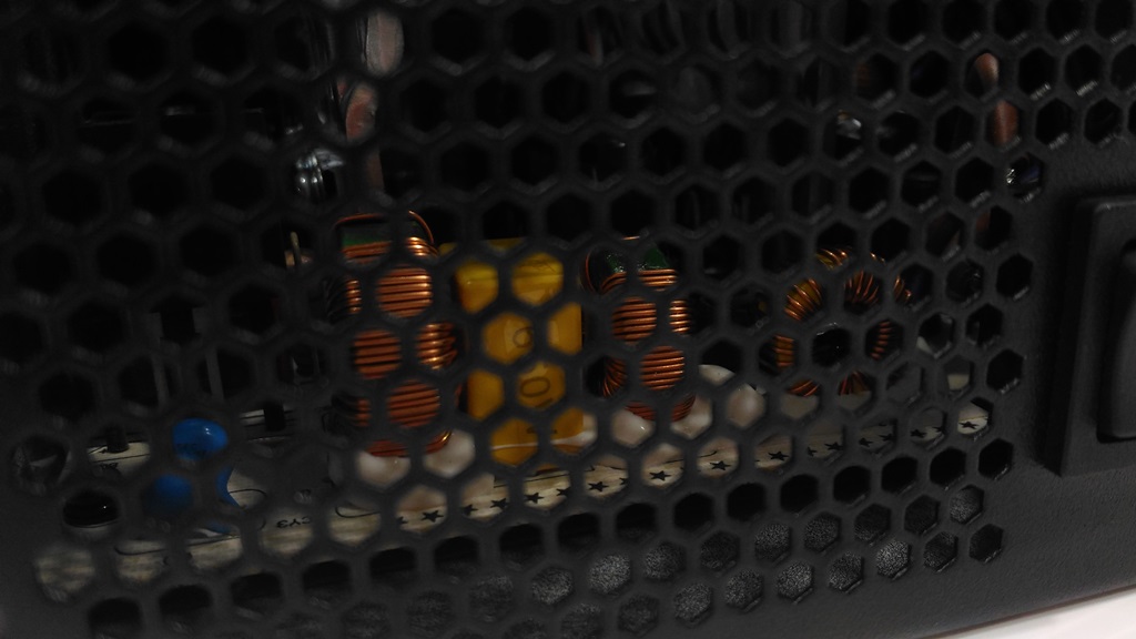 CORSAIR 650W VS650 (80+WHITE)