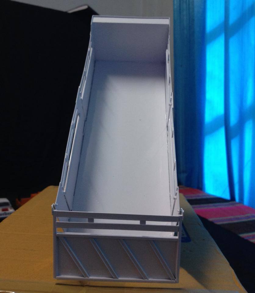 โมเดลรถบรรทุกดัมพ์สามมิตรจำลอง 1/32