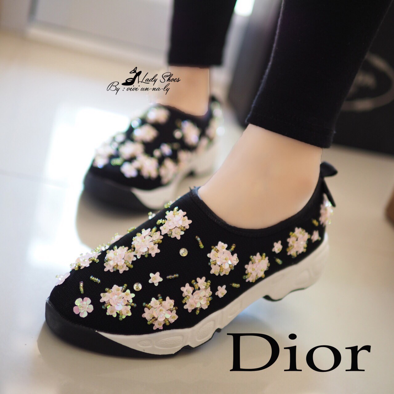 รองเท้า Dior Fusion Sneakers ลายดอกไม้ (สีดำ)
