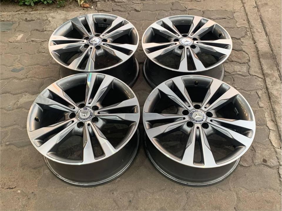 ล้อแท้ w205 ป้ายแดง ติดรถ ขอบ18