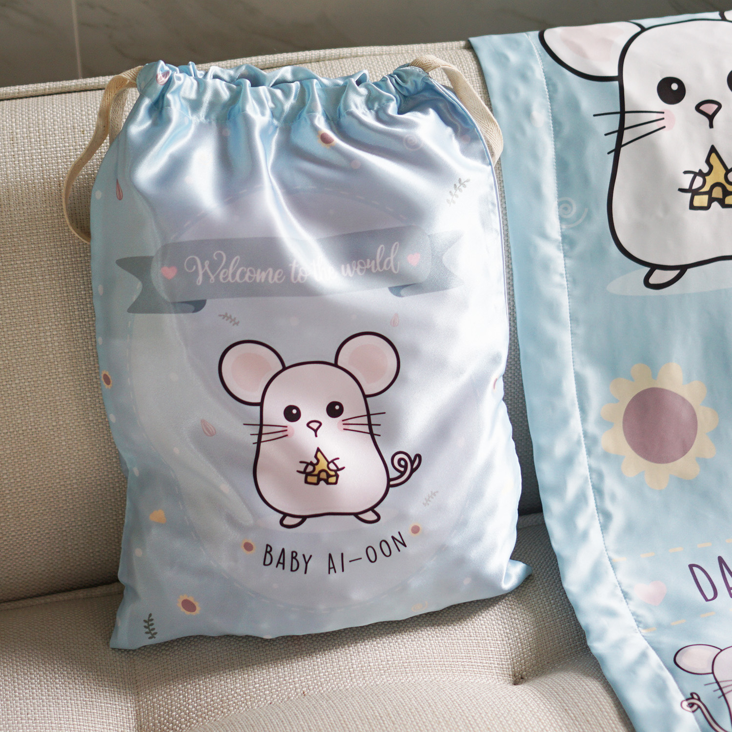 ถุงผ้าซาติน ไซส์ L สั่งทำใส่ชื่อ ลาย Mini Mouse - Blue