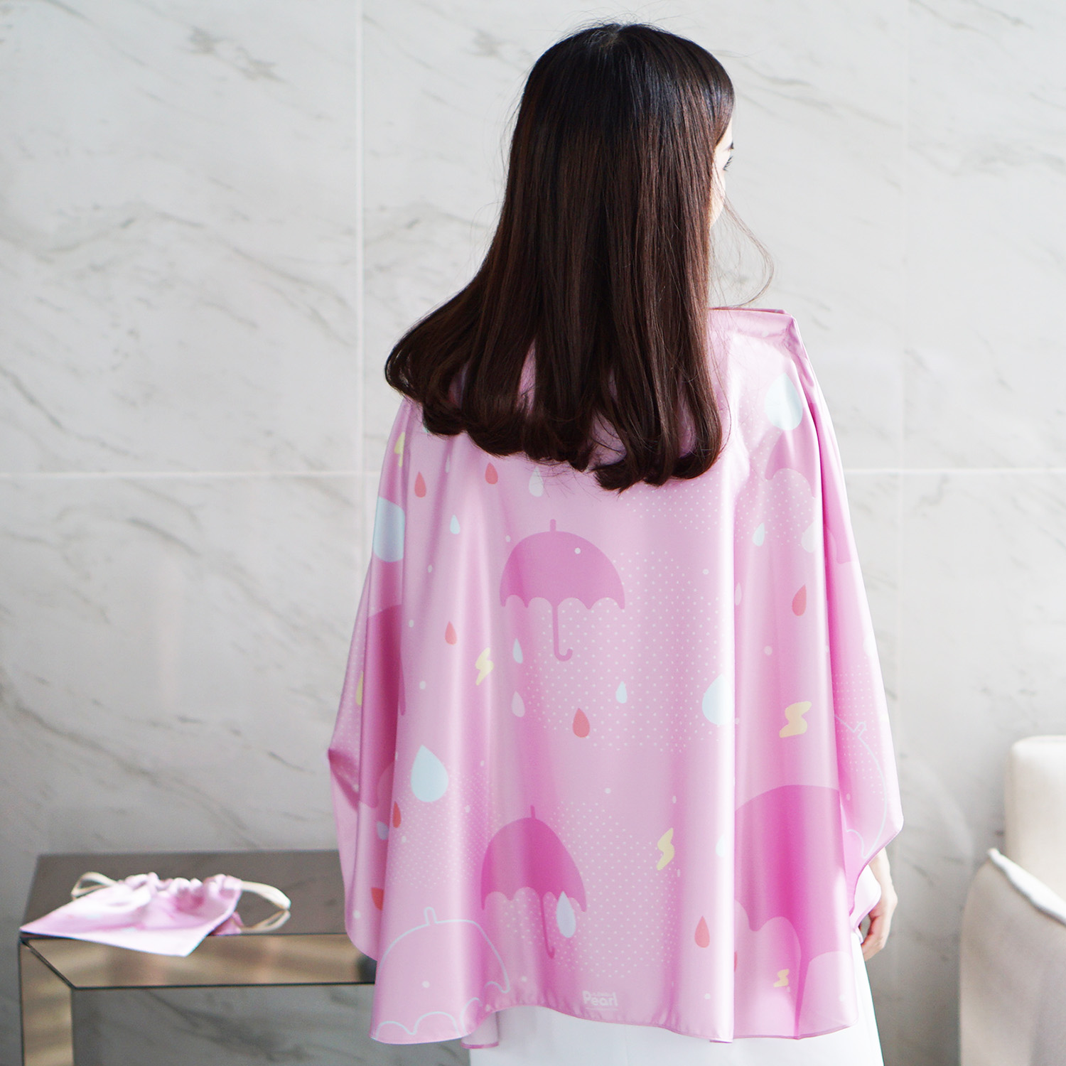 ผ้าคลุมให้นม สั่งทำใส่ชือ ลาย Raindrops - Pink