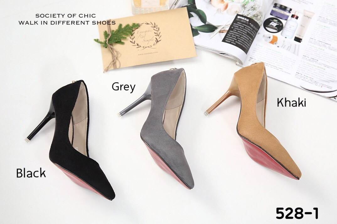 รองเท้าคัทชูส้นสูง Style Dior (สีแทน)