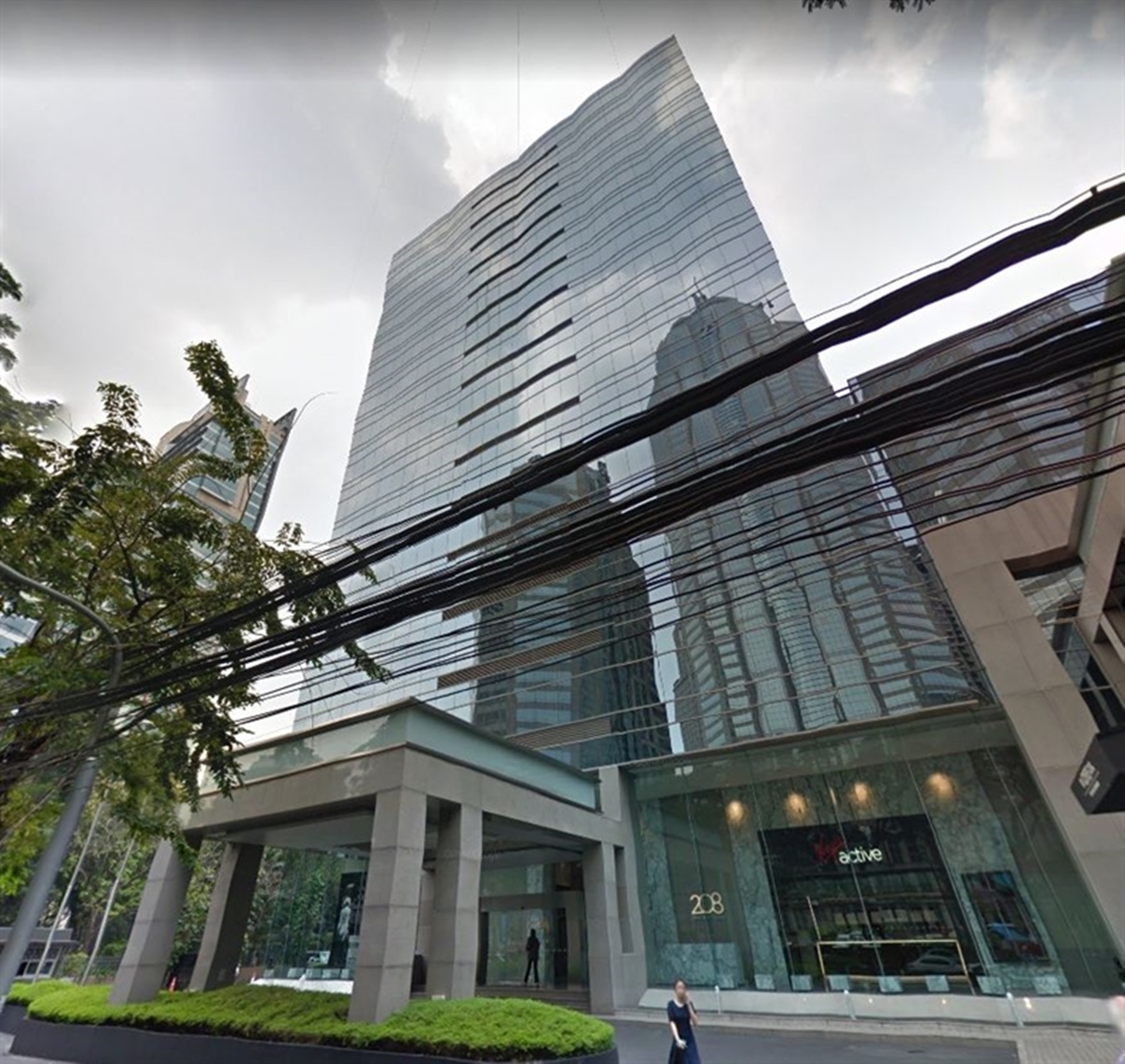 ให้เช่าอาคารสำนักงานติดถนนวิทยุ ใกล้สวนลุมพีนี และใกล้รถไฟฟ้า BTS เพลินจิต 600 เมตร 208 WIRELESS ROAD BUILDING | BANGKOK