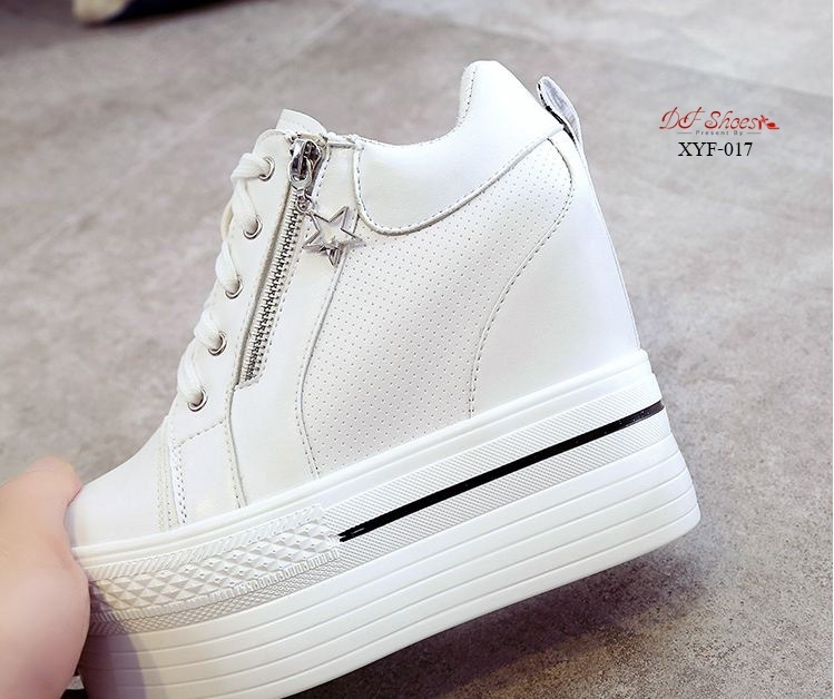 รองเท้าผ้าใบเสริมส้นแต่งซิปดาวสไตล์แฟชั่นเกาหลี (สีดำ)