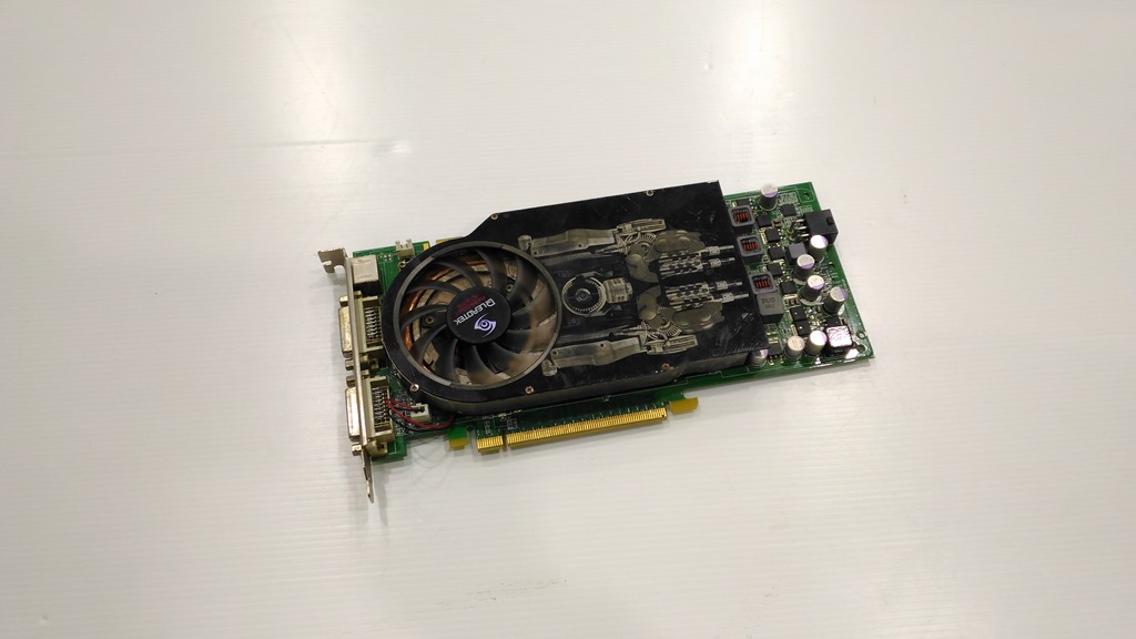 WinFast PX9600 GT S-FANPIPE 512MB. DDR-3 256Bit