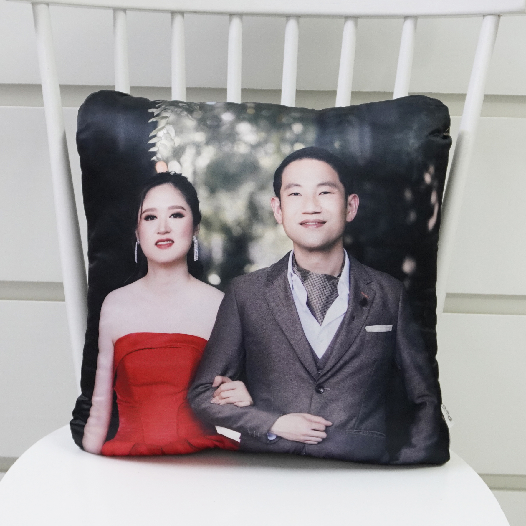 หมอนของขวัญ ใส่รูปถ่าย ทรงสี่เหลี่ยมจตุรัส Portrait Photo Square Pillow
