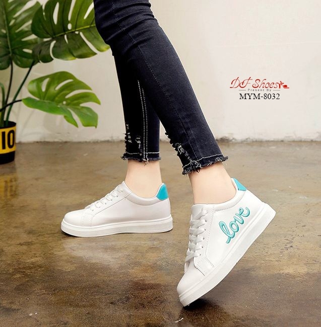 รองเท้าผ้าใบpuปักลายLove (สีชมพู)