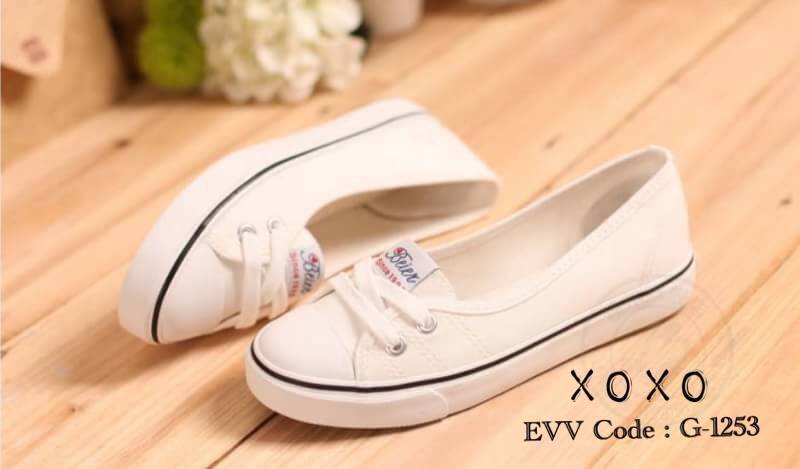 ีรองเท้าผ้าใบทรงคัทชูแต่งเชือก (สีกรม)