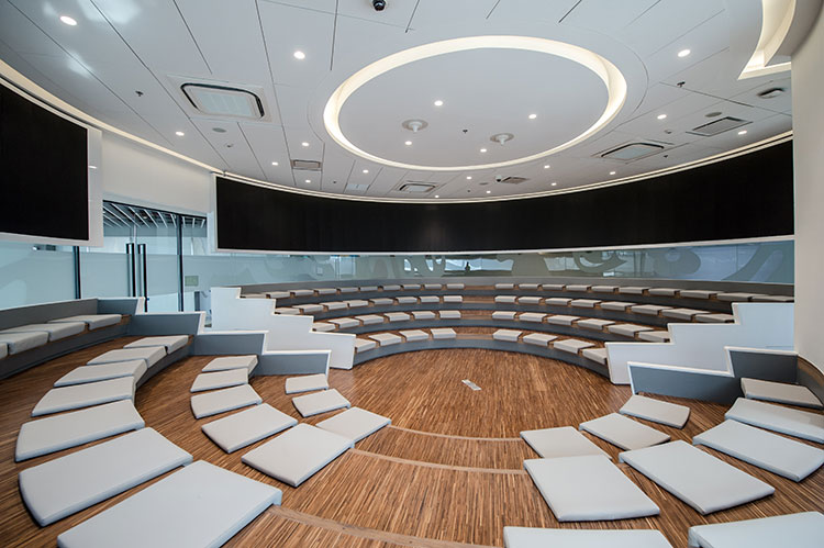 อาคารสำนักงาน ยูนิลีเวอร์ เฮ้าส์ สำนักงานให้เช่าใกล้รถไฟฟ้า MRT พระราม 9 และ ใกล้ห้างเซ็นทรัลพระราม 9 กรุงเทพฯ