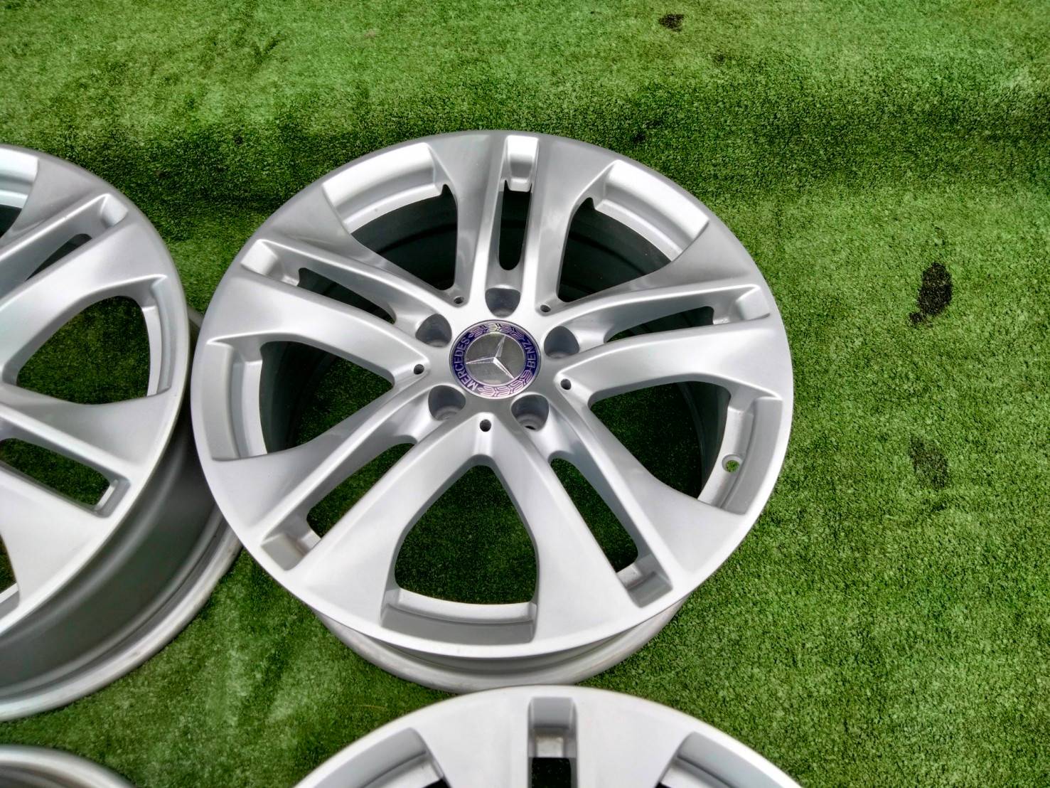 ล้อเบนซ์ติดรถ W212 17"