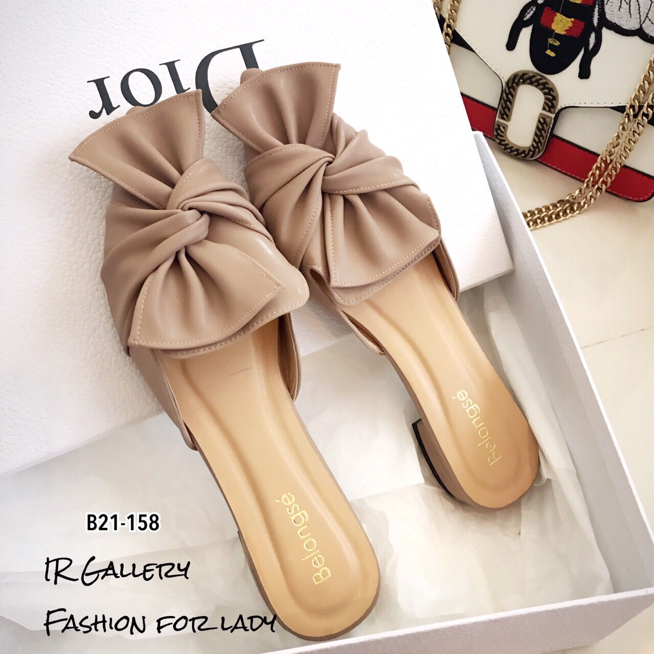 รองเท้าเปิดส้นแต่งโบว์ (สีครีม)