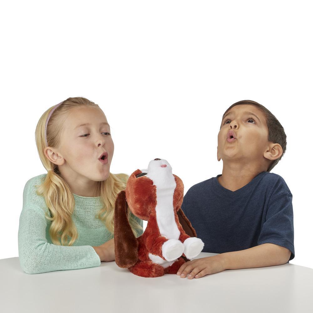 Hasbro furReal Howlin’ Howie Interactive Plush Pet Toy ฮาสโบร เฟอร์เรียล ตุ๊กตาหมา มีเสียงและการเคลื่อนไหวได้มากกว่า 25 แบบ ลิขสิทธิ์แท้