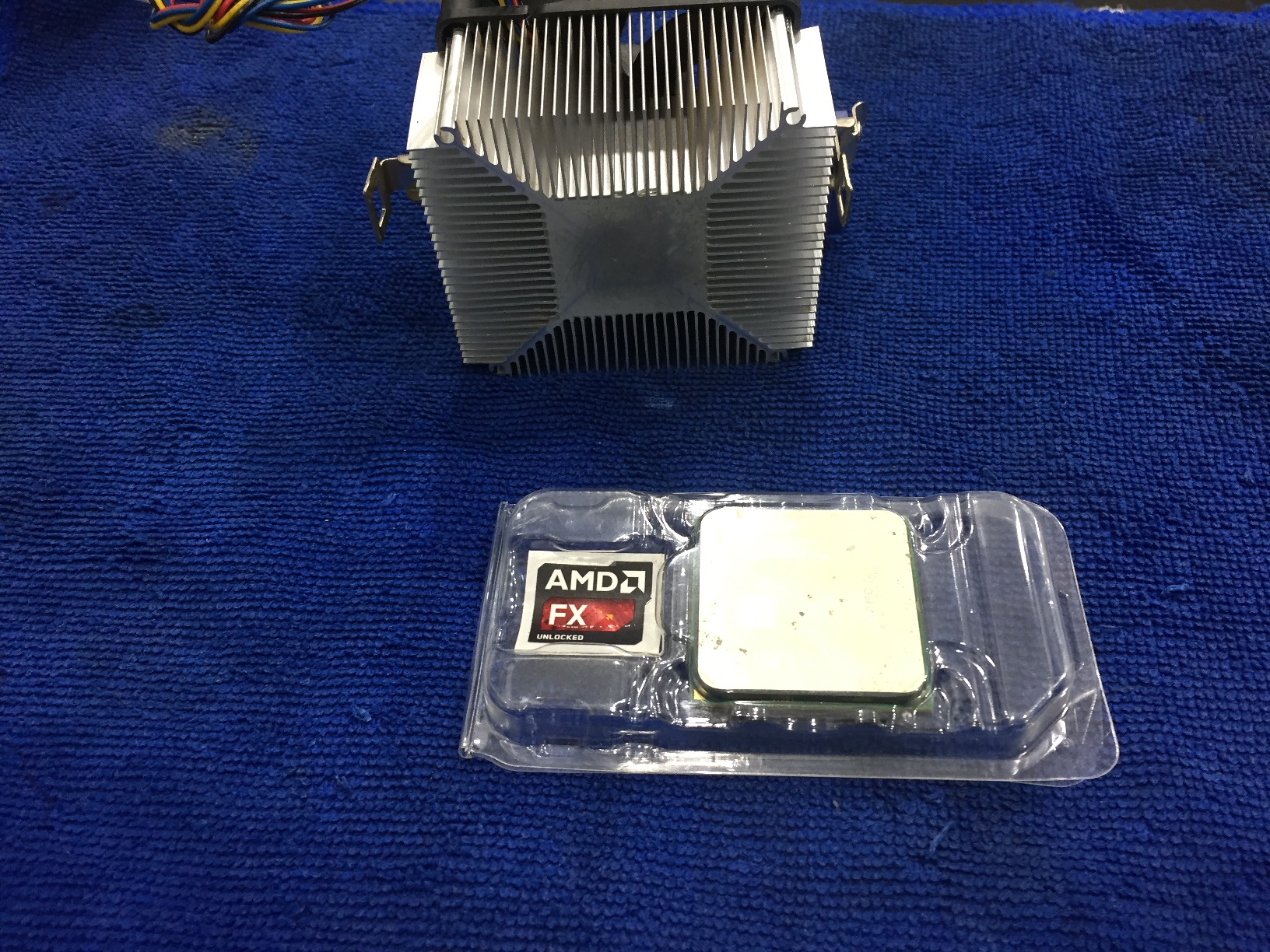 AMD FX-8320E + พัดลม