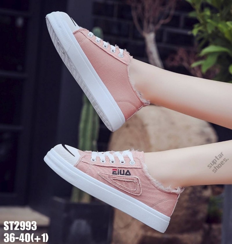 รองเท้าผ้าใบแคชชวลแต่งขอบ (สีดำ)