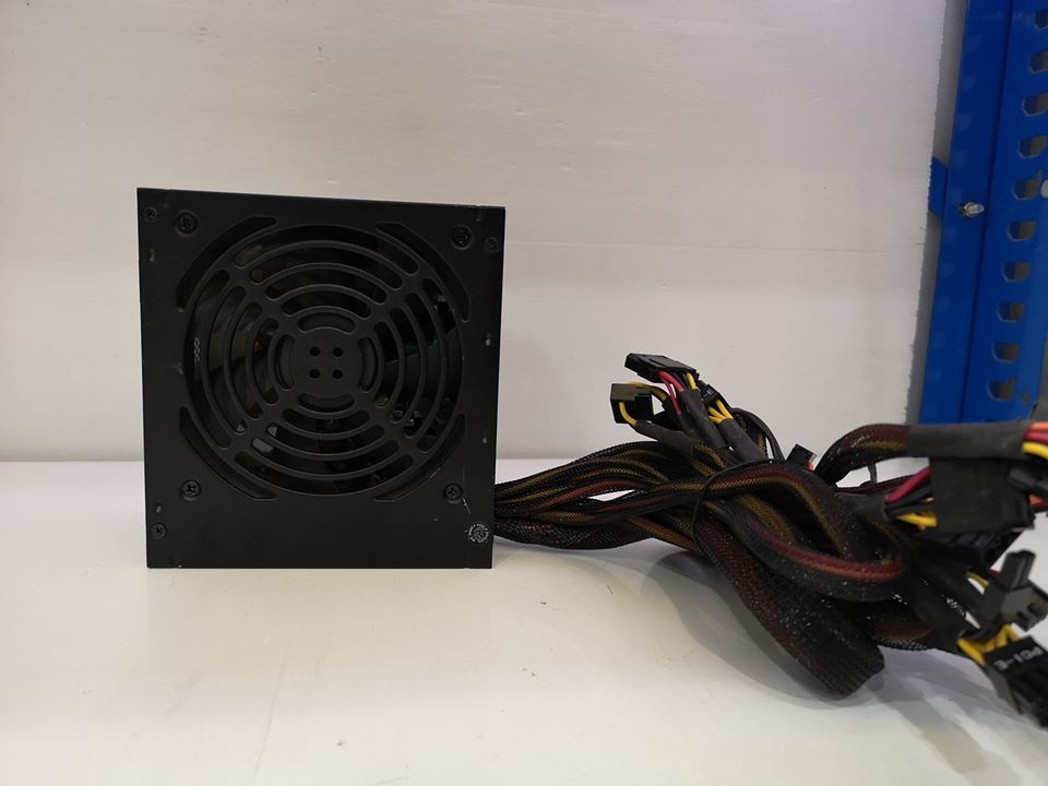 CORSAIR 650W VS650 (80+ WHITE)