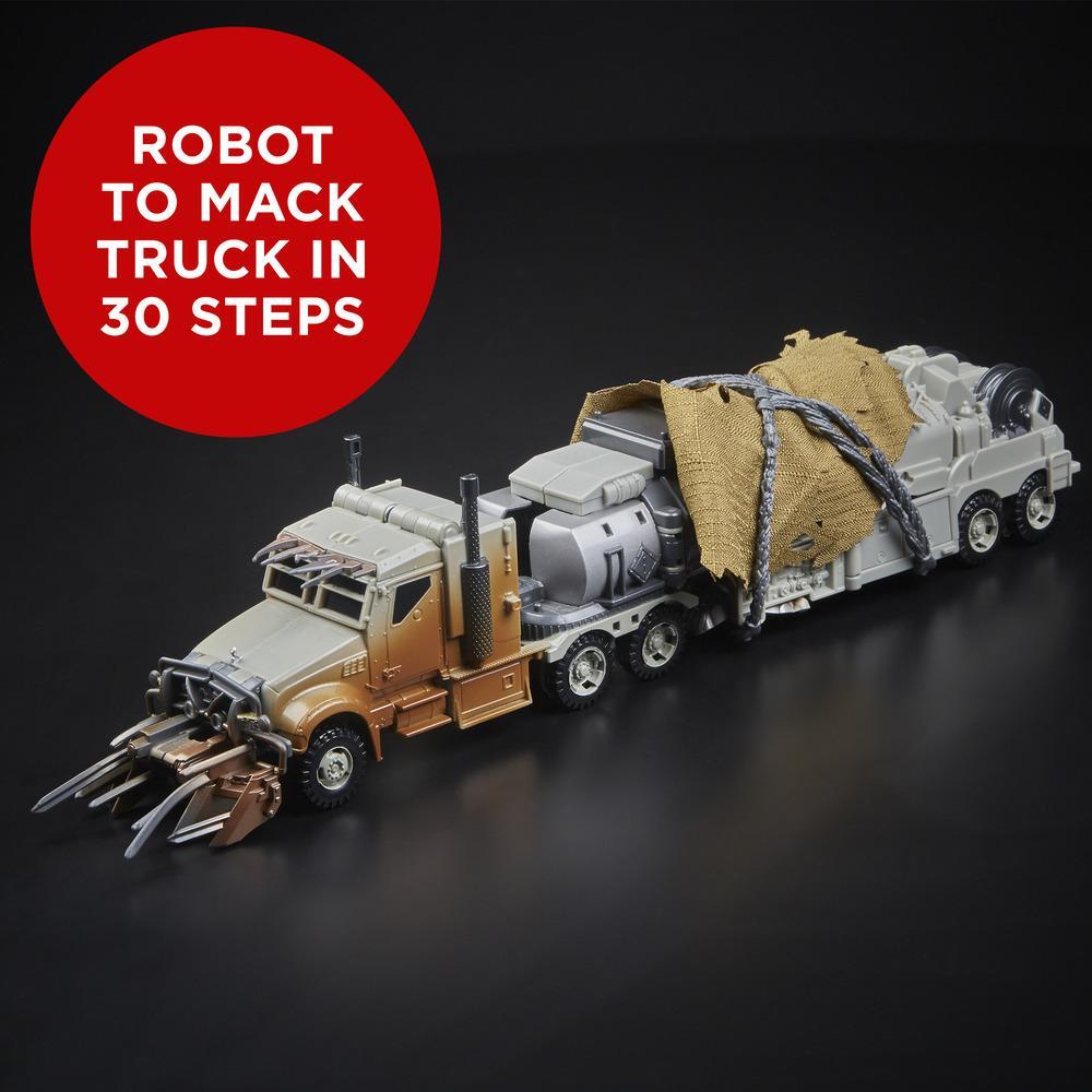 Hasbro Transformers Studio Series 34 Leader Class Megatron with Igor Action Figure 8.5 Inch ฮาสโบร ทรานสฟอเมอร์ส สตูดิโอ ซีรีย์ส 34 ลีดเดอร์ คลาส หุ่นยนต์เมกะทรอน และ อิกอร์ 8.5 นิ้ว ลิขสิทธิ์แท้