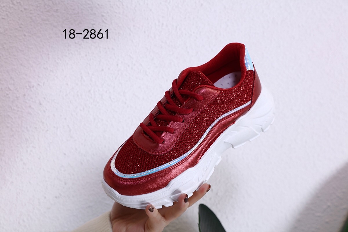 รองเท้าผ้าใบแฟชั่นทรงSportแต่งกลิตเตอร์ (สีชมพู)