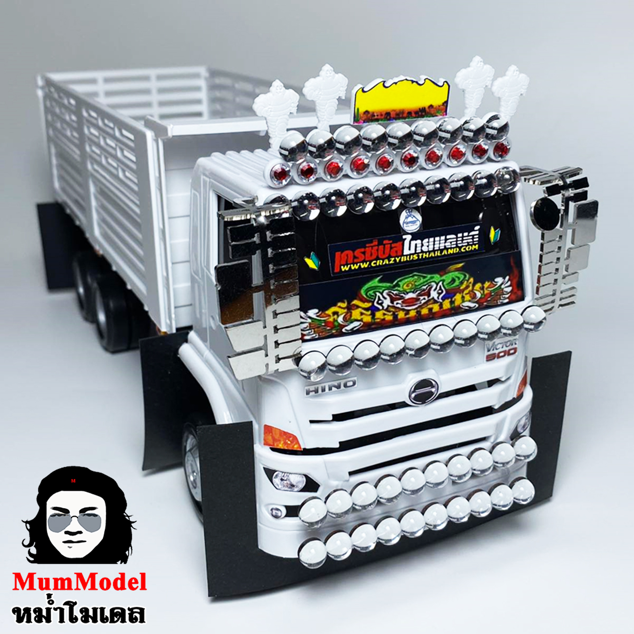 โมเดลรถพ่วงแต่ง