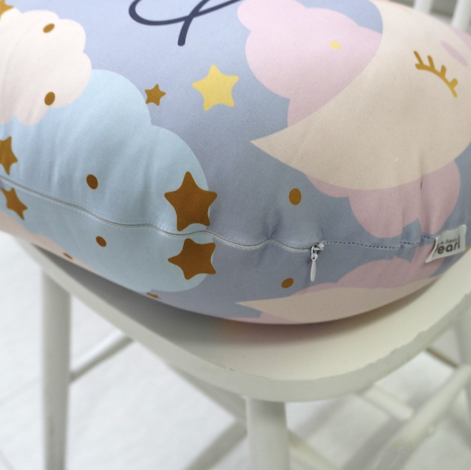 หมอนรองให้นม สั่งทำใส่ชื่อ ลาย Moon - Grey