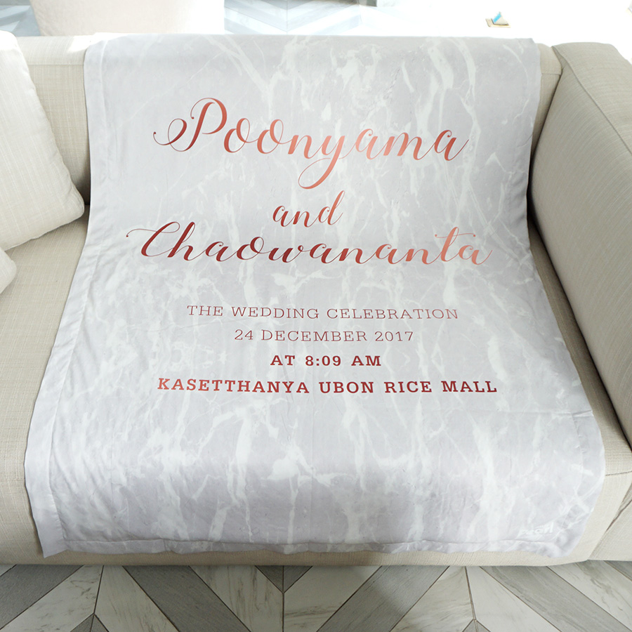 ผ้าห่ม ใส่ชื่อ ลายหินอ่อนสีเทา ไซส์ใหญ่ 100x150cm