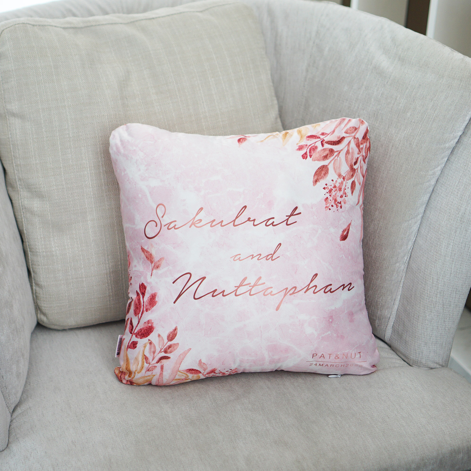 หมอนอิงสั่งทำใส่ชื่อ ลาย Pink Marble - Autumn (ราคาต่อใบ)
