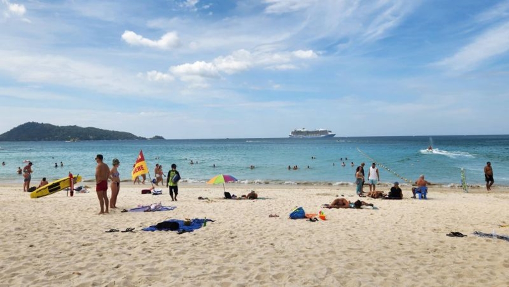 ขายโรงแรม ขนาด 98 ห้อง ใกล้หาดป่าตอง จ.ภูเก็ต เพียง 260 เมตร