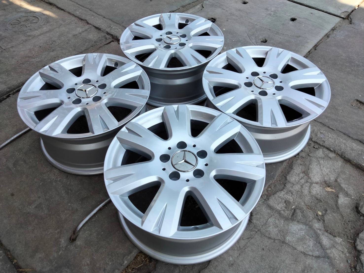 ล้อเบนซ์เดิม 16'' แท้ติดรถ w204