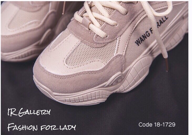 รองเท้าผ้าใบทรงSportแต่งโลโก้ข้าง (สีดำ)