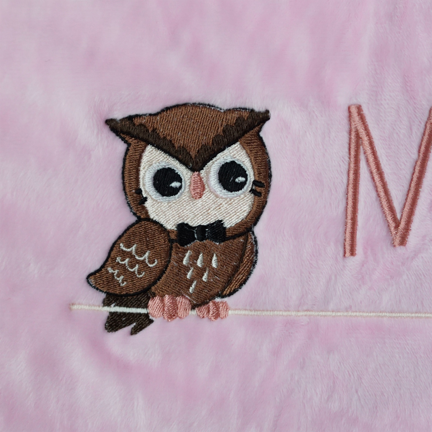 ผ้าห่ม Minky - สีชมพู 75x100cm แบบปักชื่อ+การ์ตูน - Owl