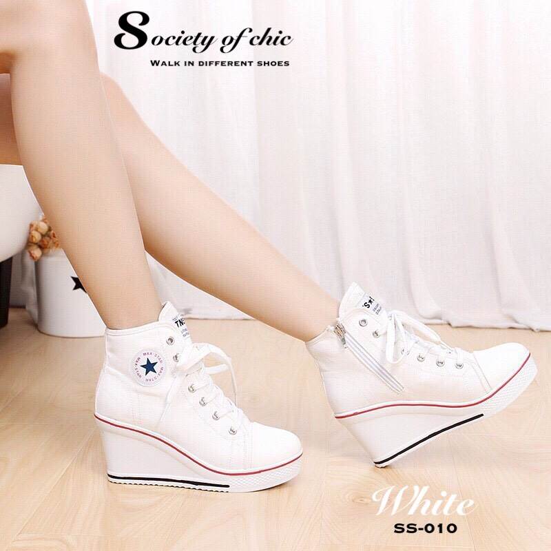 รองเท้าผ้าใบส้นเตารีดเกาหลี (สีดำ)