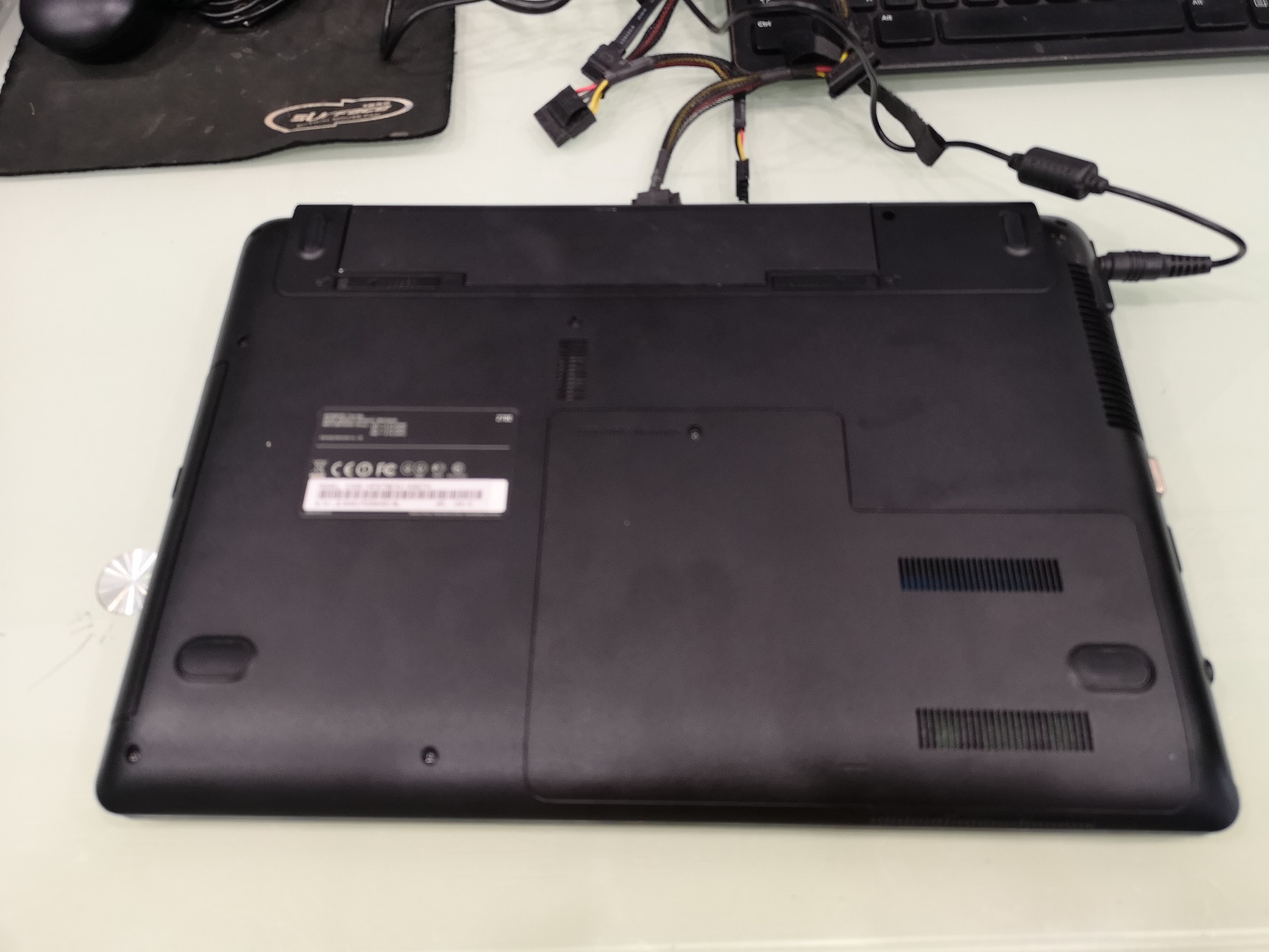SAMSUNG ATIV BOOK 2 NP270E4V