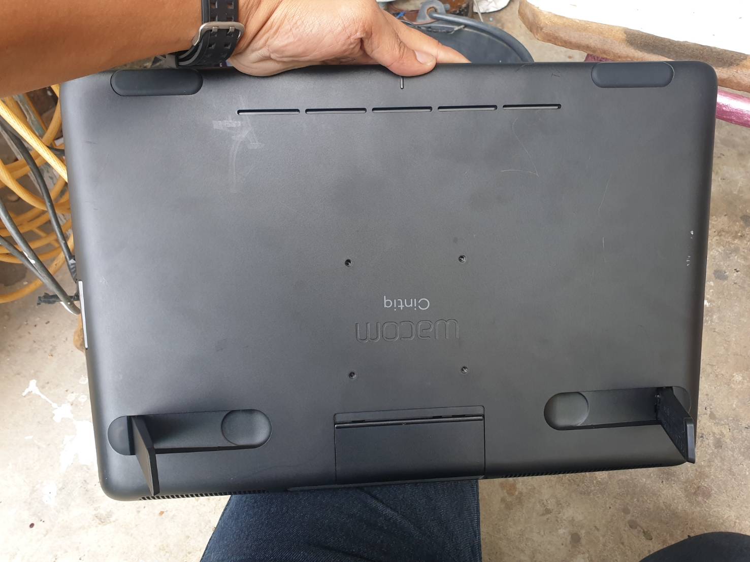 กระดานกราฟิก WACOM CINTIQ 16 DTK-1660