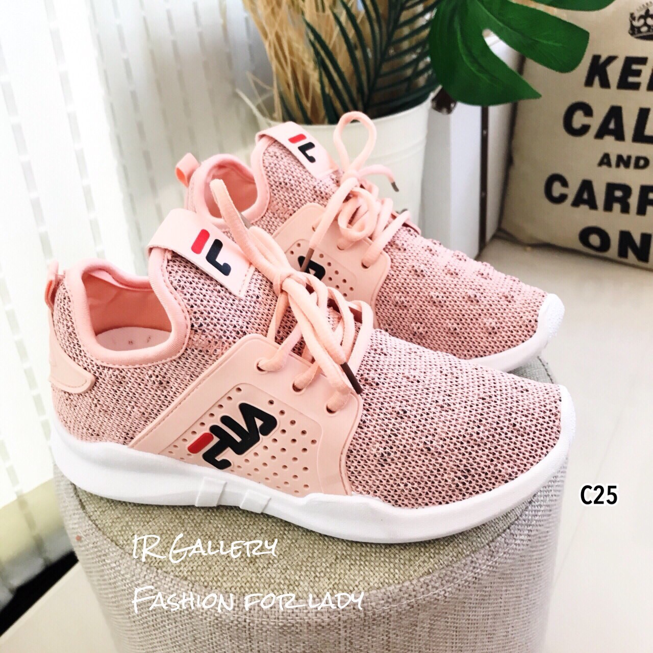 รองเท้าผ้าใบทรงSport Style Fila (สีขาว)