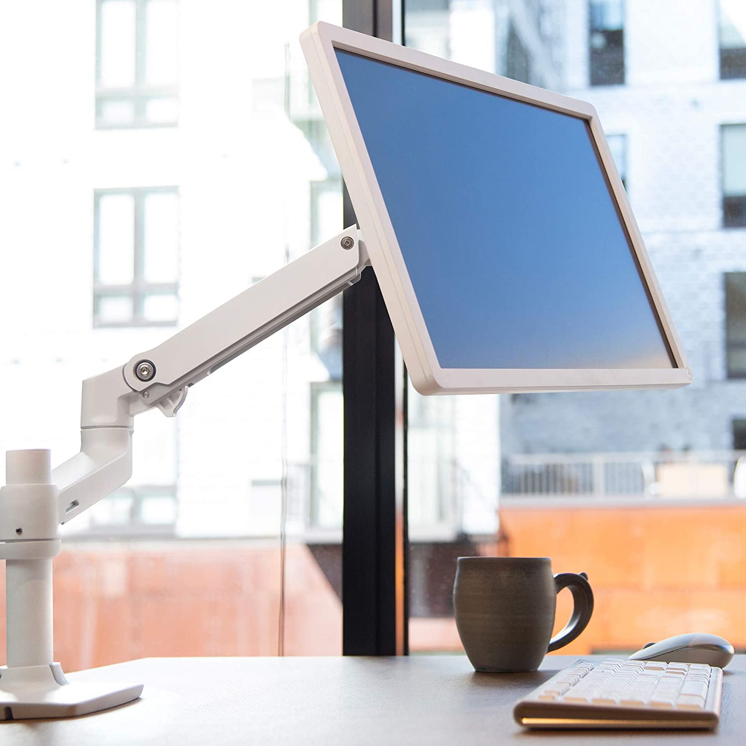 ขายถูก Ergotron LX Dual Monitor Arm (white) Monitor Mount แขนจับจอมอนิเตอร์ LCD (ประกันศูนย์)