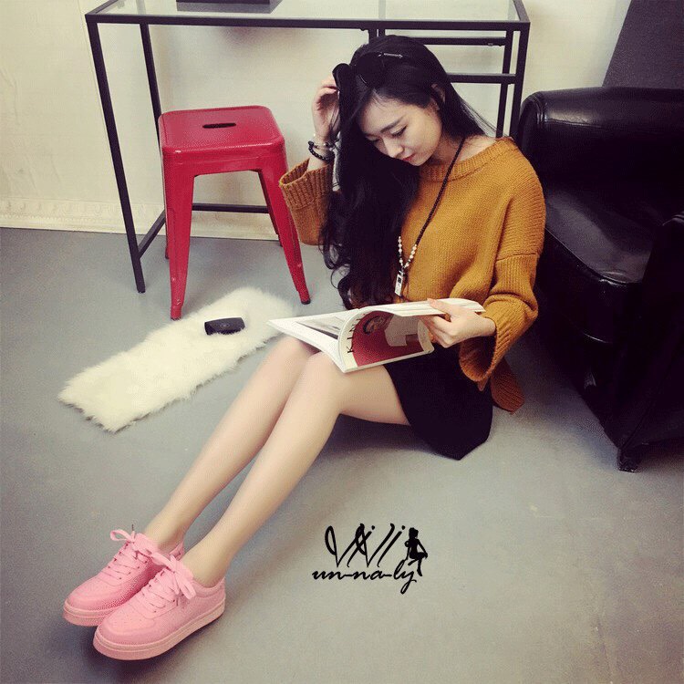 รองเท้าสปอร์ตพาสเทล (สีชมพู)