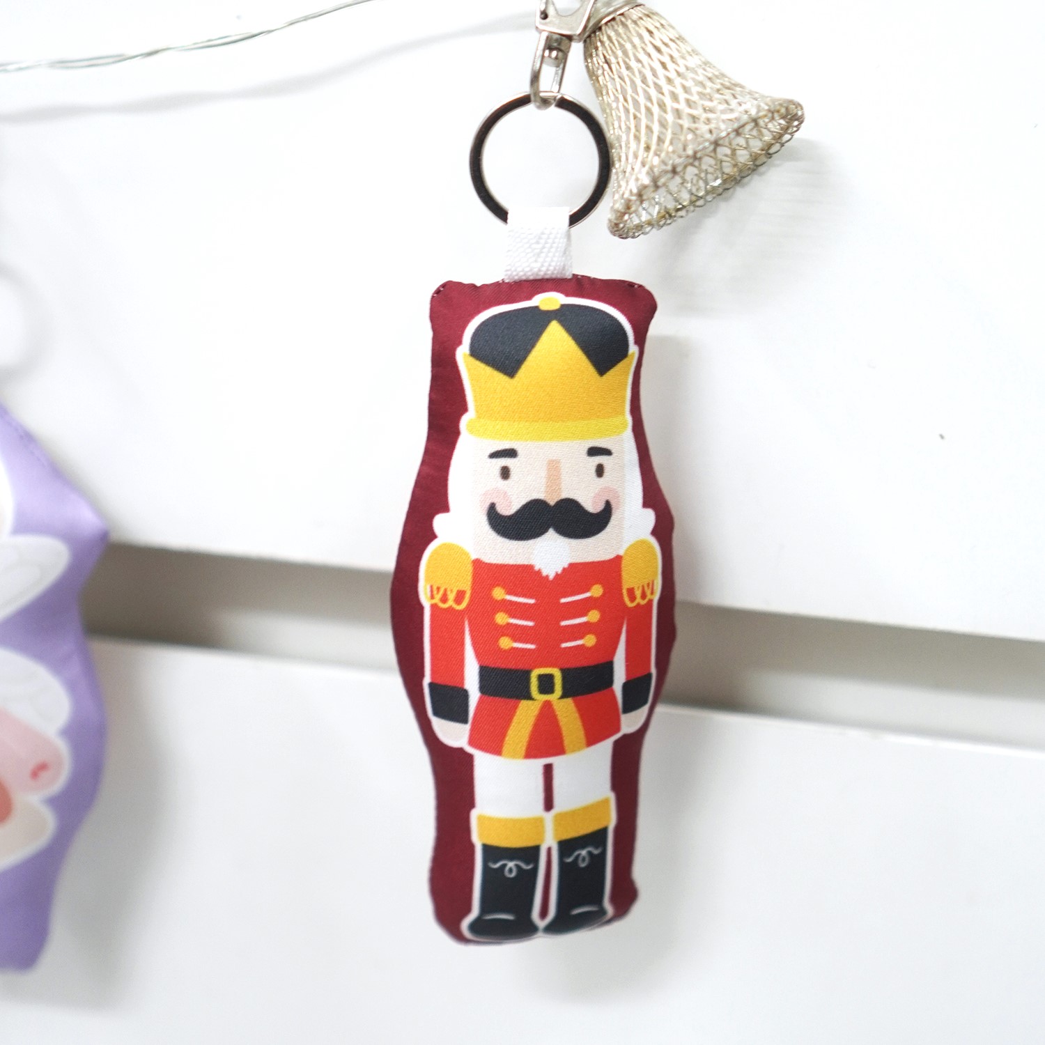 พวงกุญแจพร้อมส่ง ลาย Nutcracker - Red