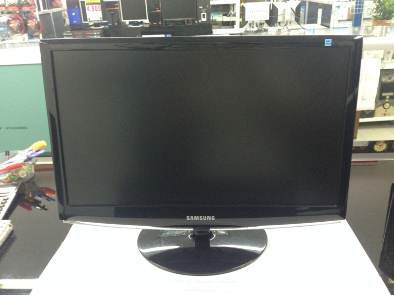 SAMSUNG 2233SW 21.5" LCD Full HD