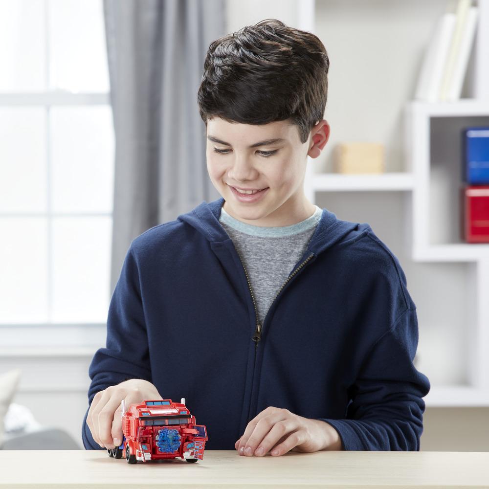 Hasbro Transformers Cyberverse Ultimate Class Optimus Prime Action Figure ฮาสโบร ทรานสฟอเมอร์ส ไซเบอร์เวิร์ส อัลติเมต คลาส หุ่นยนต์ออพติมัส ไพรม์ ขนาด 11.5 นิ้ว ลิขสิทธิ์แท้