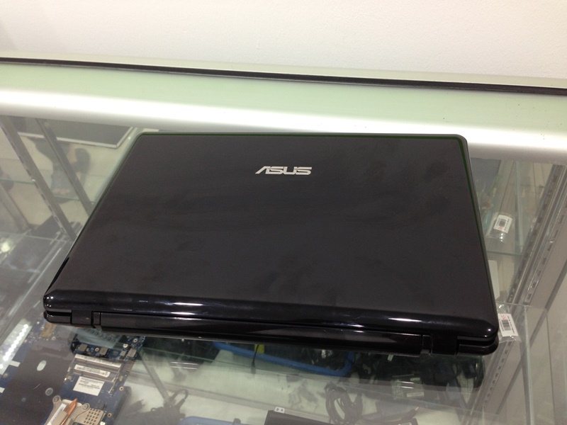 Asus Eee PC 1201T มีตำหนิ